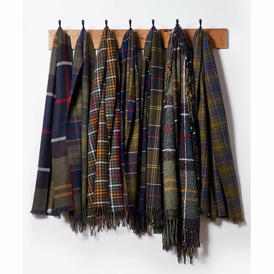 Buy ๐ Barbour Tartan Boucle Scarf โ๏ธ 14 Barbour Tartan Boucle Scarf